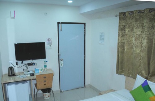 Gachibowli Hotel | Hotel Pratz Inn