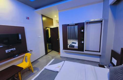Akalkot Hotel | Hotel President Palace, Akkalkot