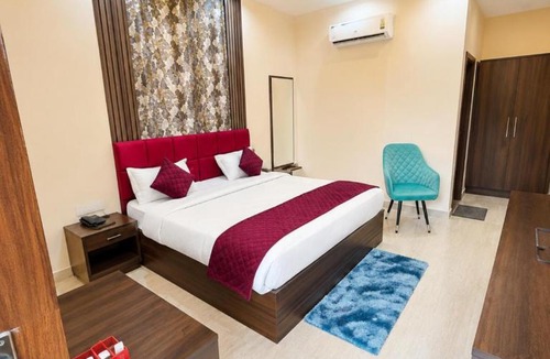 Subarnapur Hotel | Hotel Priyanscy Palace