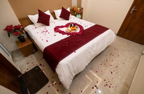 Sanganer Hotel | Hotel Raaz and Family Restaurant