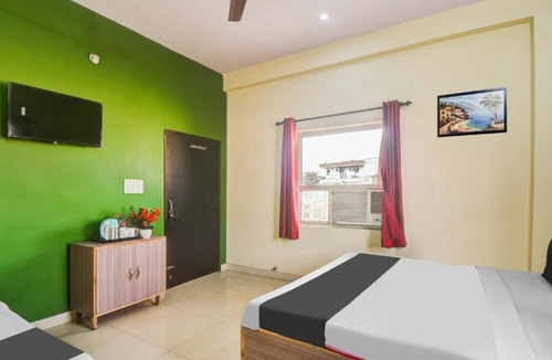 Tonk Road Hotel | Hotel Radhe Radhe Near Jaipur Airport