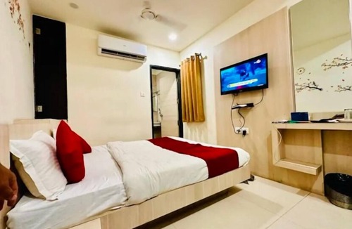 Maharana Pratap Nagar Hotel | HOTEL RAJ RESIDENCY(MP NAGAR)
