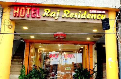 Maharana Pratap Nagar Hotel | Hotel Raj Residency Near DB Mall