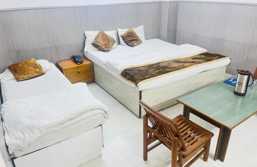 Paharganj Hotel | HOTEL RAMA INN, New Delhi Station