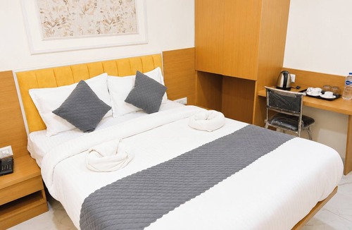 Faizabad Hotel | Hotel Ramanjaneya Cottage Ayodhya