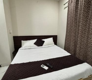 Bhopal Hotel | Hotel Regal Park