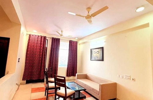 Malviya Nagar Hotel | Hotel Rock On