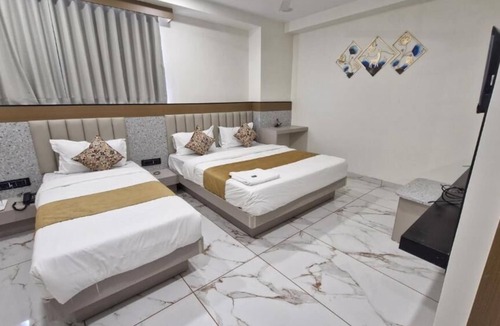 Ahmedabad Hotel | Hotel Rose Gold