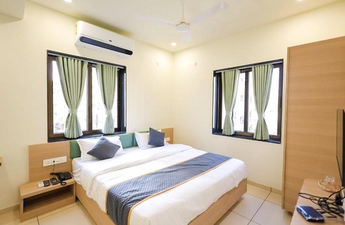 Rajkot Hotel | Hotel ROYAL - Bus Stand