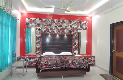Varanasi Hotel | Hotel Royal Country Club