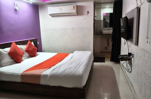 Ahmedabad Hotel | HOTEL ROYAL PALACE