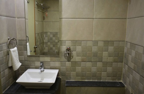 Vadodara Hotel | Hotel Royal Residency