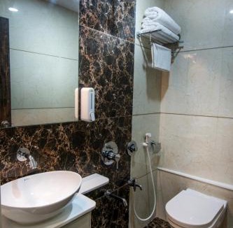 Surat Hotel | Hotel Royal Treat Surat