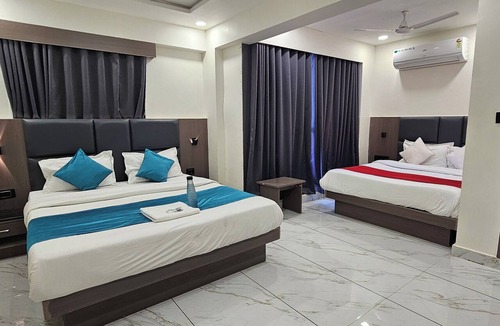 Vastrapur Hotel | Hotel Royal Villa
