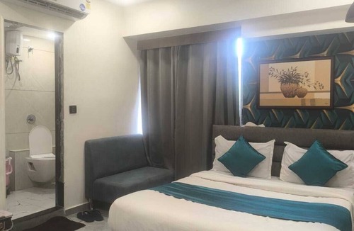 Vastrapur Hotel | Hotel Royal Villa