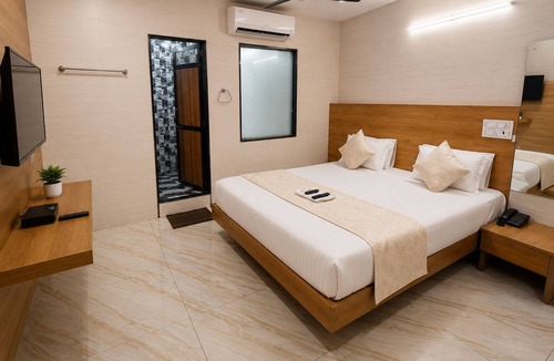 Rajkot Hotel | Hotel RR