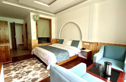 New Manali Hotel | Hotel Rudra Grand