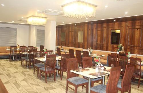 Shirdi Hotel | Hotel Rudra Royals