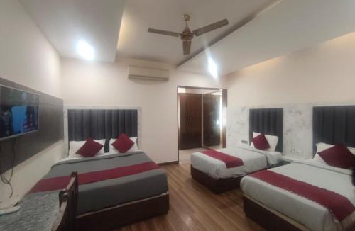 Taj Ganj Hotel | Hotel Rudra Vilas