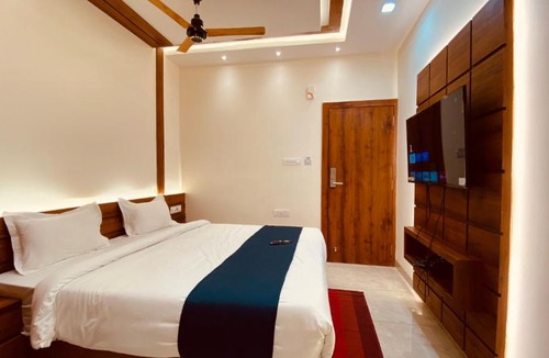 Indore Hotel | Hotel Rudraksha