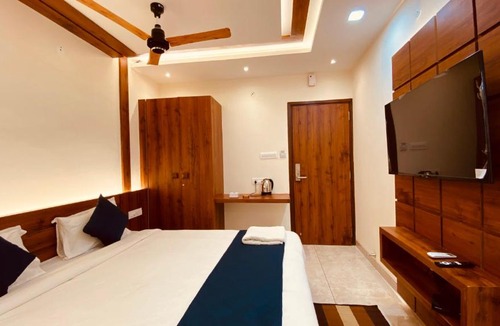 Indore Hotel | Hotel Rudraksha