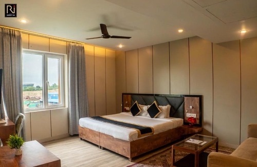 Varanasi Hotel | Hotel Runway Inn