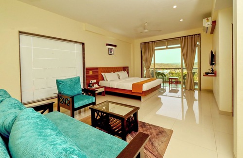 Gavhe Hotel | Hotel Sadhana Executive