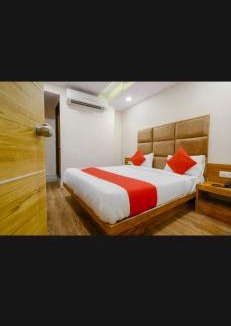 Navrangpura Hotel | HOTEL SAFARI INN