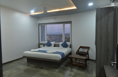 Rajpipla Hotel | Hotel Sai Inn