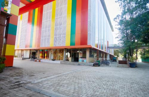 Shirdi Hotel | Hotel Sai Palkhi Niwara
