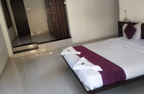 Pirangut Hotel | Hotel Saiba Lodging