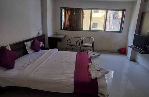 Pirangut Hotel | Hotel Saiba Lodging