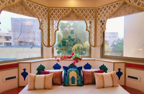 Jaipur Hotel | Hotel Sarang Palace