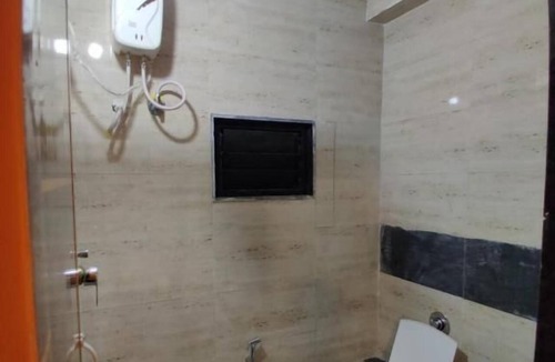 Navrangpura Hotel | HOTEL SAROVAR INN