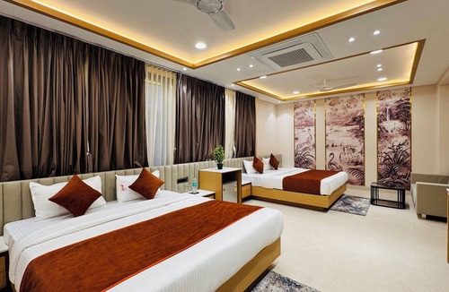 Ujjain Hotel | Hotel Satya Shree