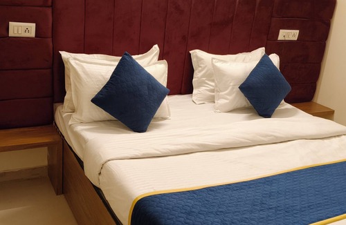 Jwalapur Hotel | Hotel satyam swagat