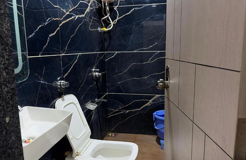 Surat Hotel | Hotel secure 247 inn