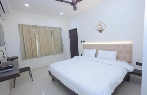 Srikalahasti Hotel | Hotel SGK