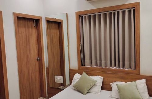 Morbi Hotel | HOTEL SHAHI PALACE