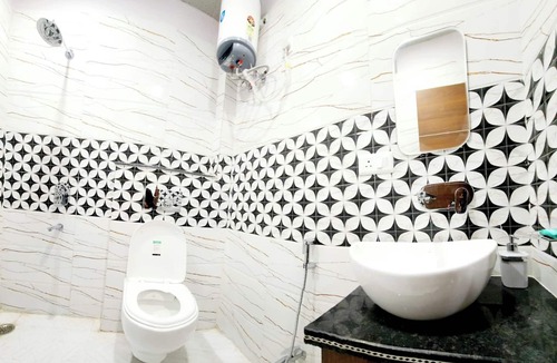 Varanasi Hotel | Hotel Shanti Residency Varanasi