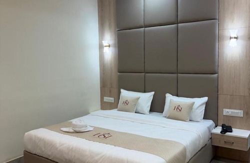 Jabalpur Hotel | Hotel Shanvi Inn