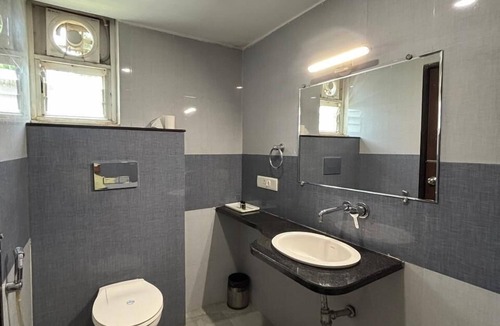 Marhi Hotel | Hotel Sharon Residency