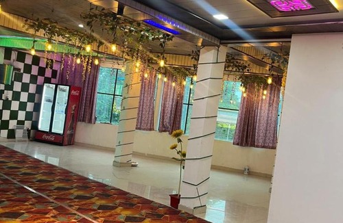 Sikandra Hotel | Hotel Shekhar Inn & Restaurant