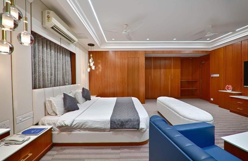Vastrapur Hotel | Hotel Shital Inn