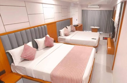 Ahmedabad Hotel | Hotel Shivaalay