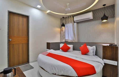 Ahmedabad City Centre Hotel | Hotel Shivganga