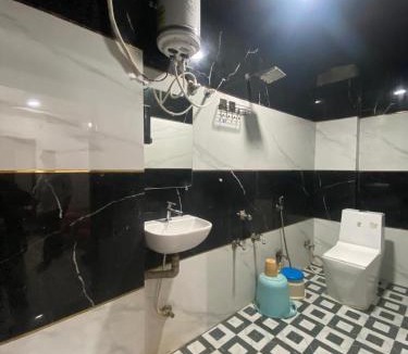 Omkareshwar Hotel | Hotel Shree Shivay Omkareshwar