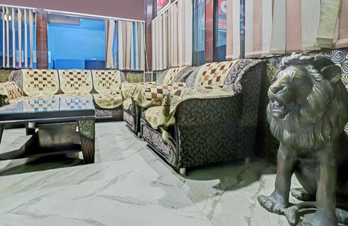 Mathura Hotel | HOTEL SHREERADHA RESORT