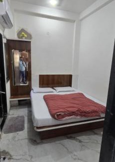 Omkareshwar Hotel | Hotel Shri Hari Har Inn
