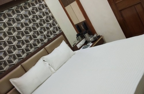 Kanpur Hotel | Hotel Shubh